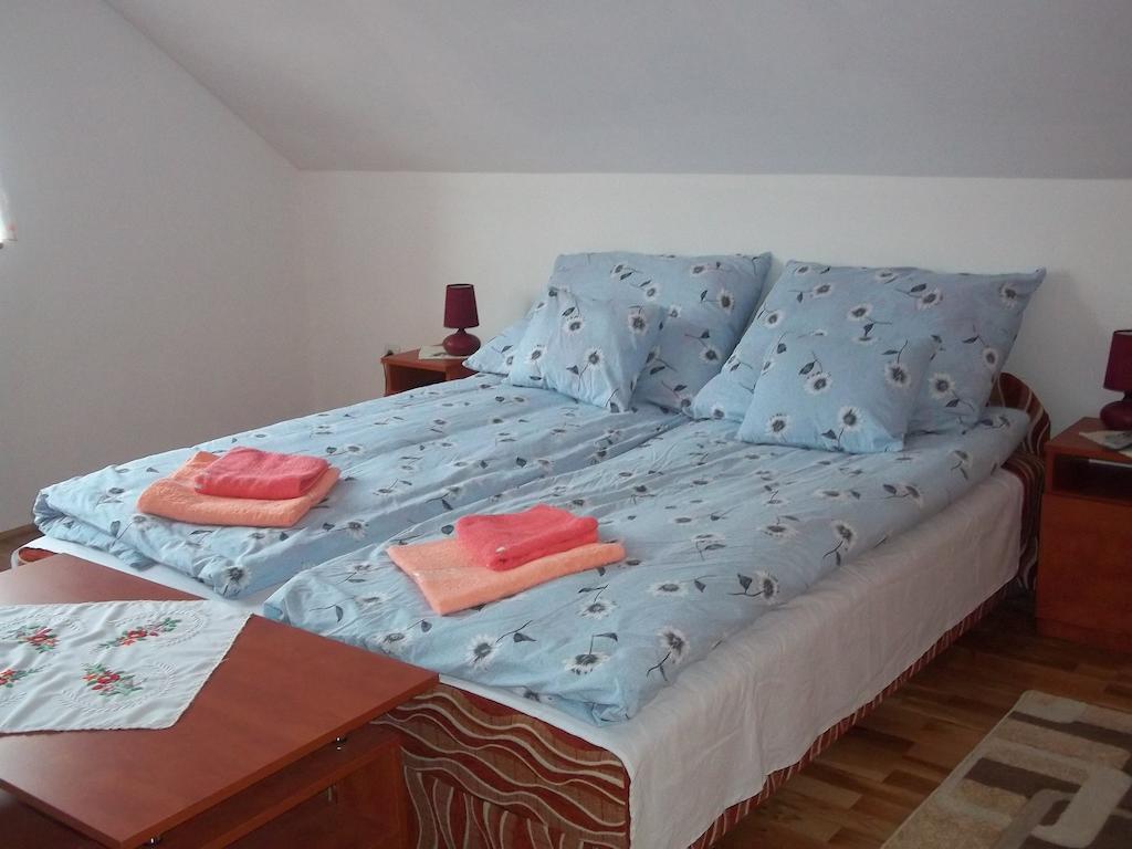 Szikla Vendeghaz Hotel Istenmezeje Room photo